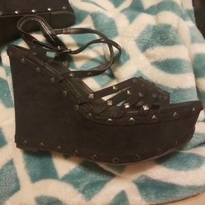 Xhilaration platform wedges